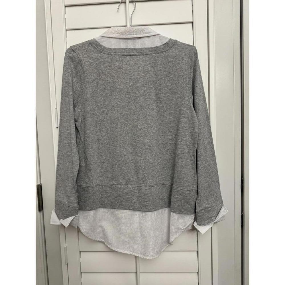 Tommy Hilfiger two-in-one sweater and collared button-up size Small - Picture 4 of 6